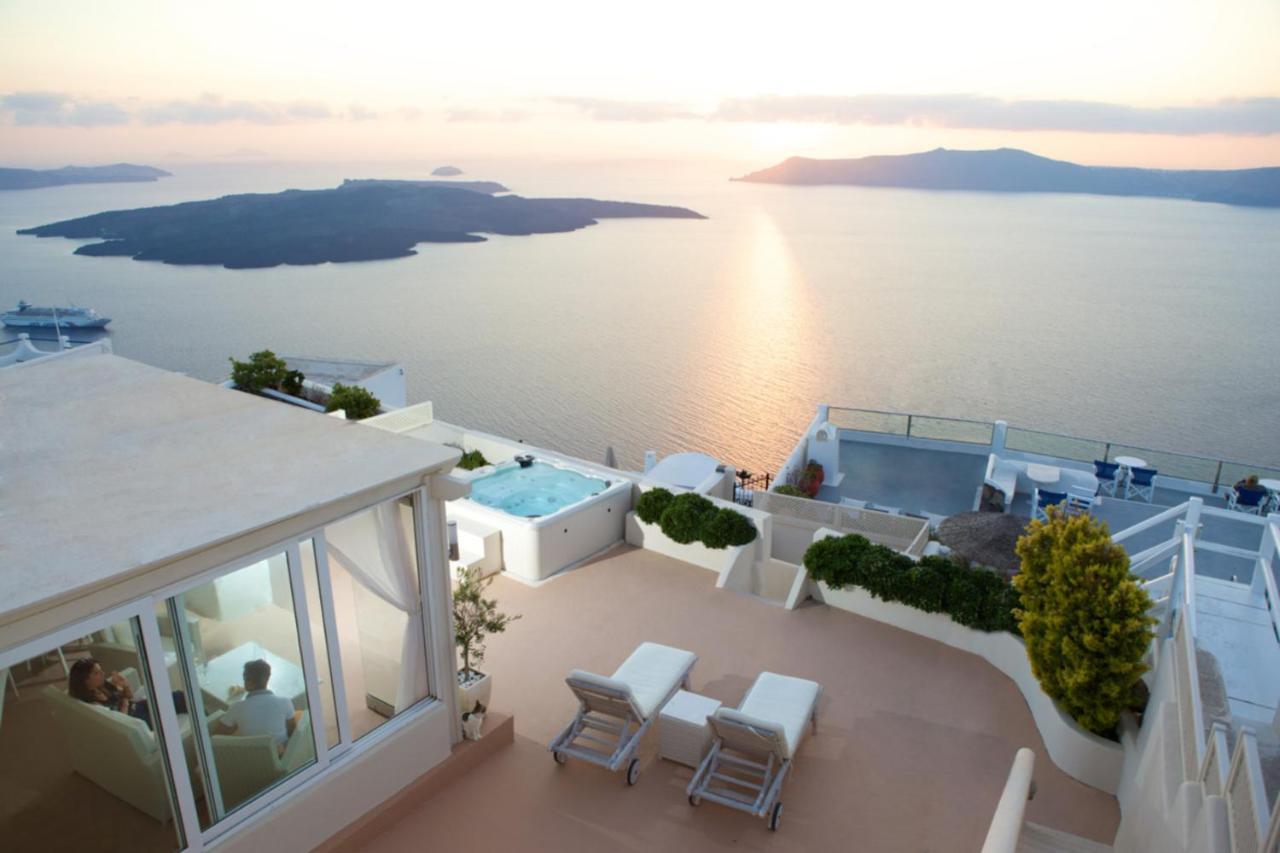 Sunset View Villa Santorini - With Outdoor Jacuzzi Firostefani Luaran gambar